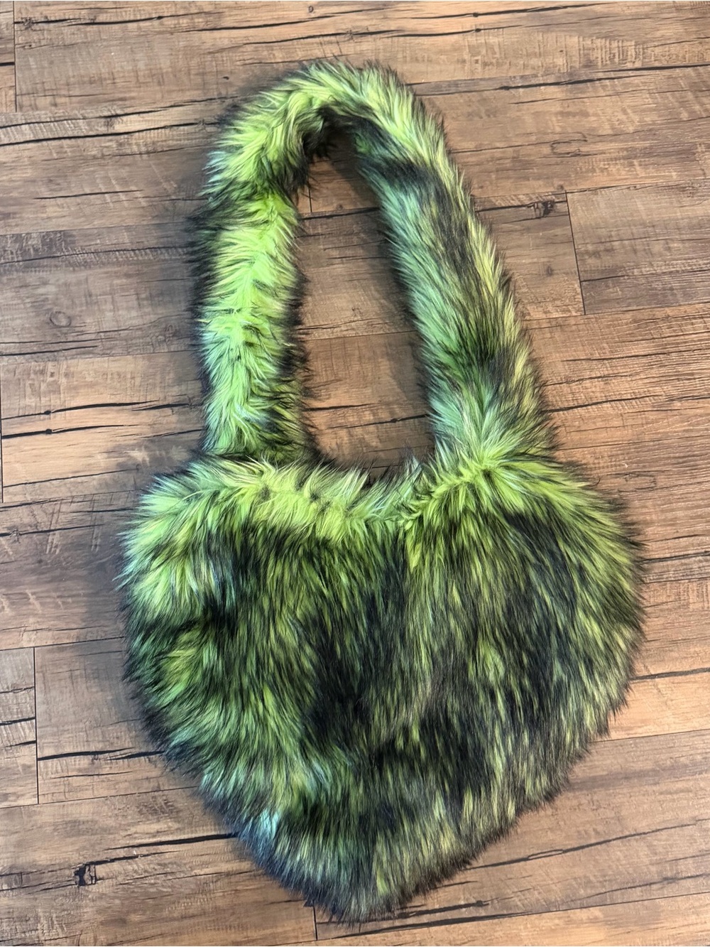 Nayr Studio Faux Fur Heart Bag